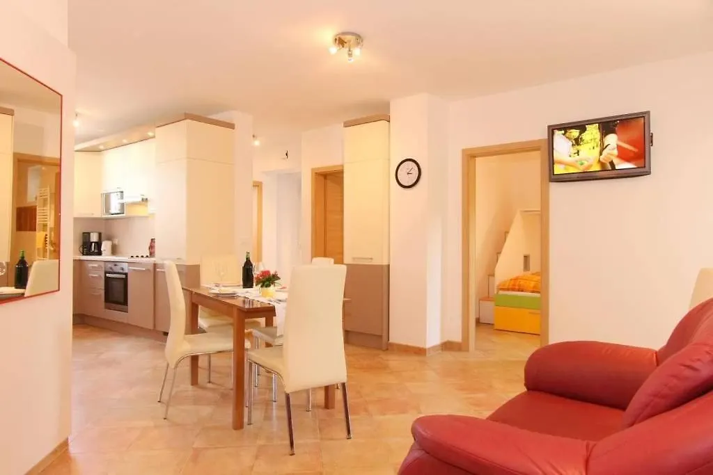 Mozart Apartment Porec
